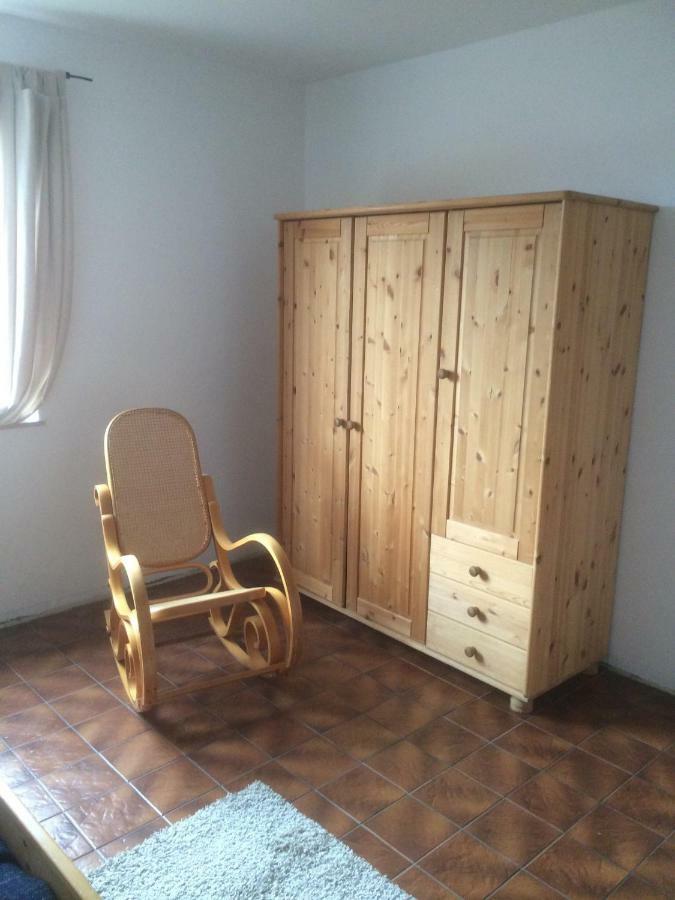 Dg Rechts 108A 2 Zimmer Apartment Dachgeschoss هولتزميندن المظهر الخارجي الصورة